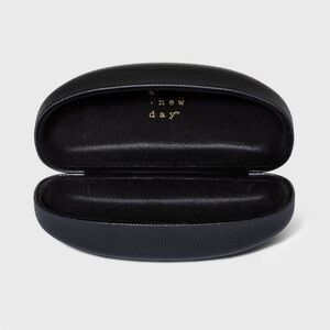 NWOT! A New Day Clam Shell Sunglasses Eyeglasses Glasses Case in Black